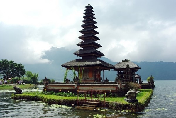Le temple d'Ulun Danu Bratan à Bali