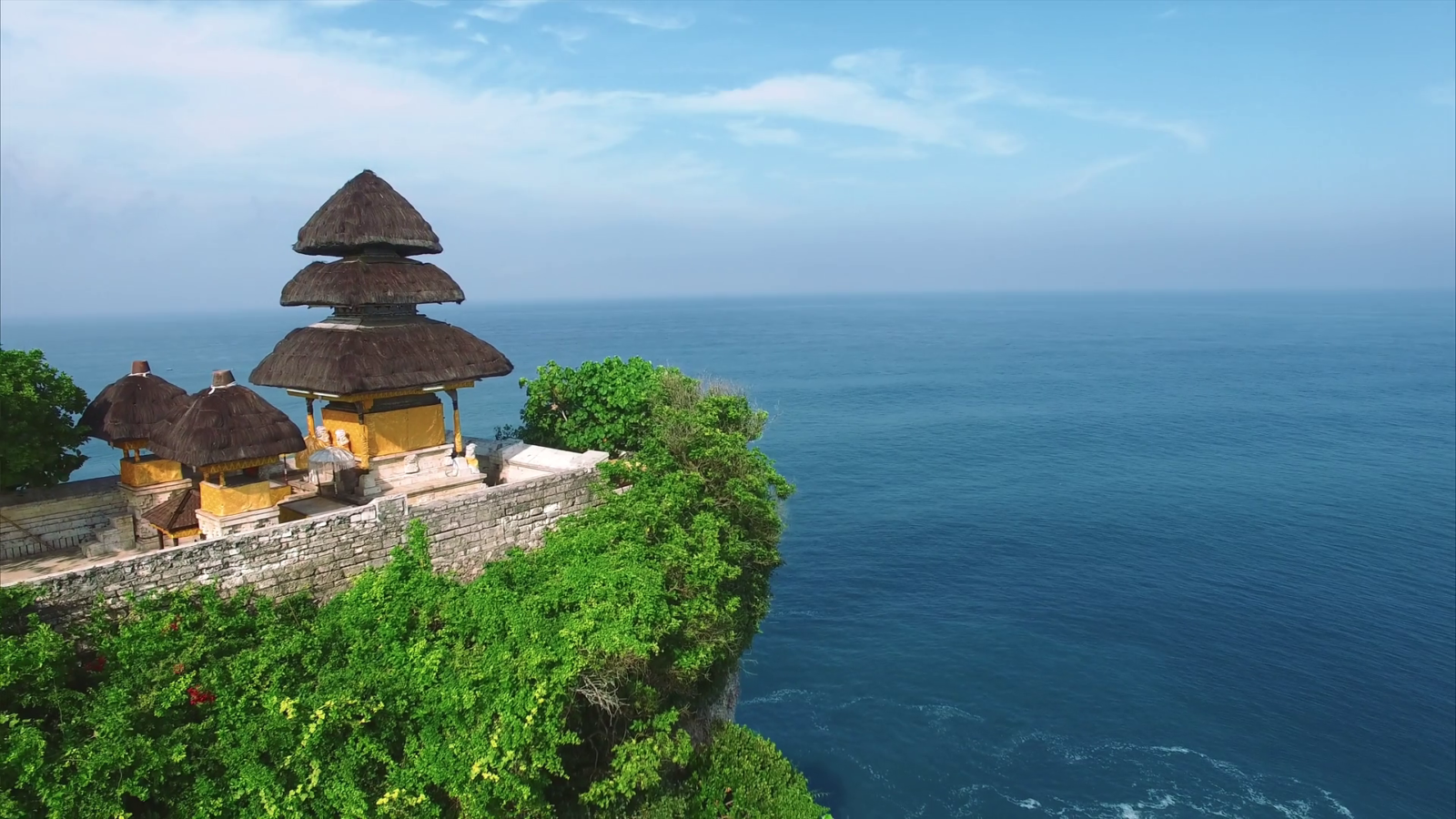 You are currently viewing Uluwatu (Bali) : temple, plages et surf