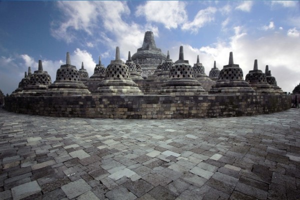 Le temple de Borobudur à java